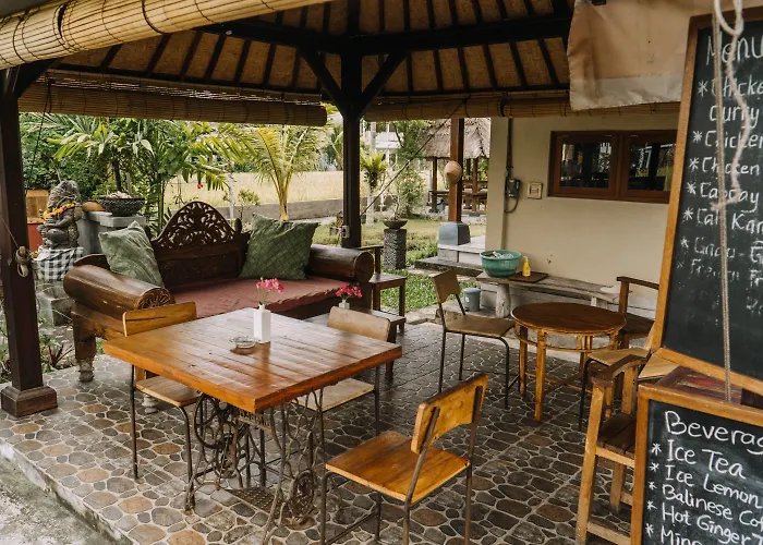 Shanti Rice Field House By Supala Hotel