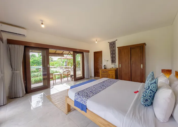 Hotel Shanti Rice Field House By Supala