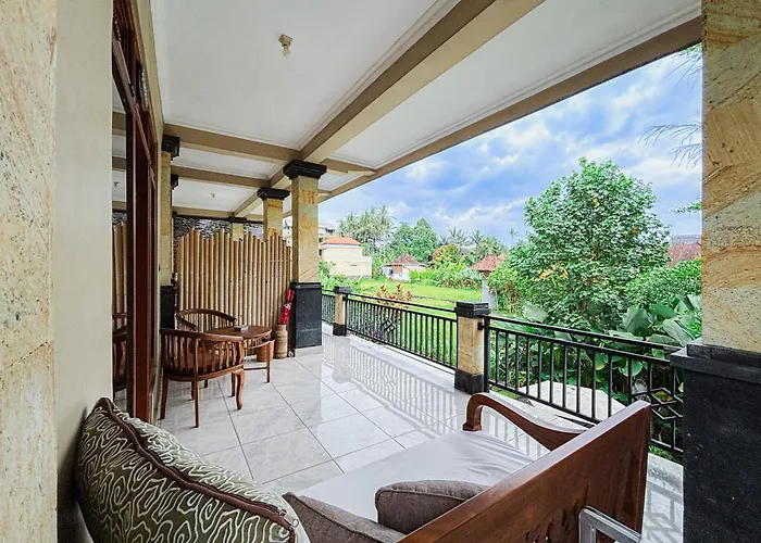 Shanti Rice Field House By Supala